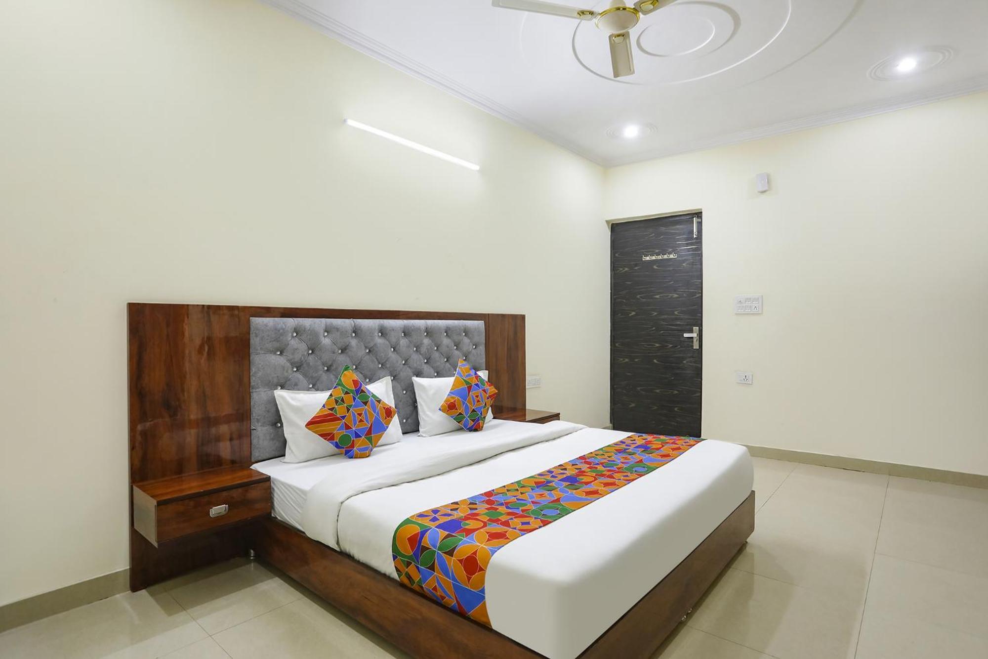 Fabexpress Asp Royal Residency Inn- Janakpuri Delhi  Exterior foto