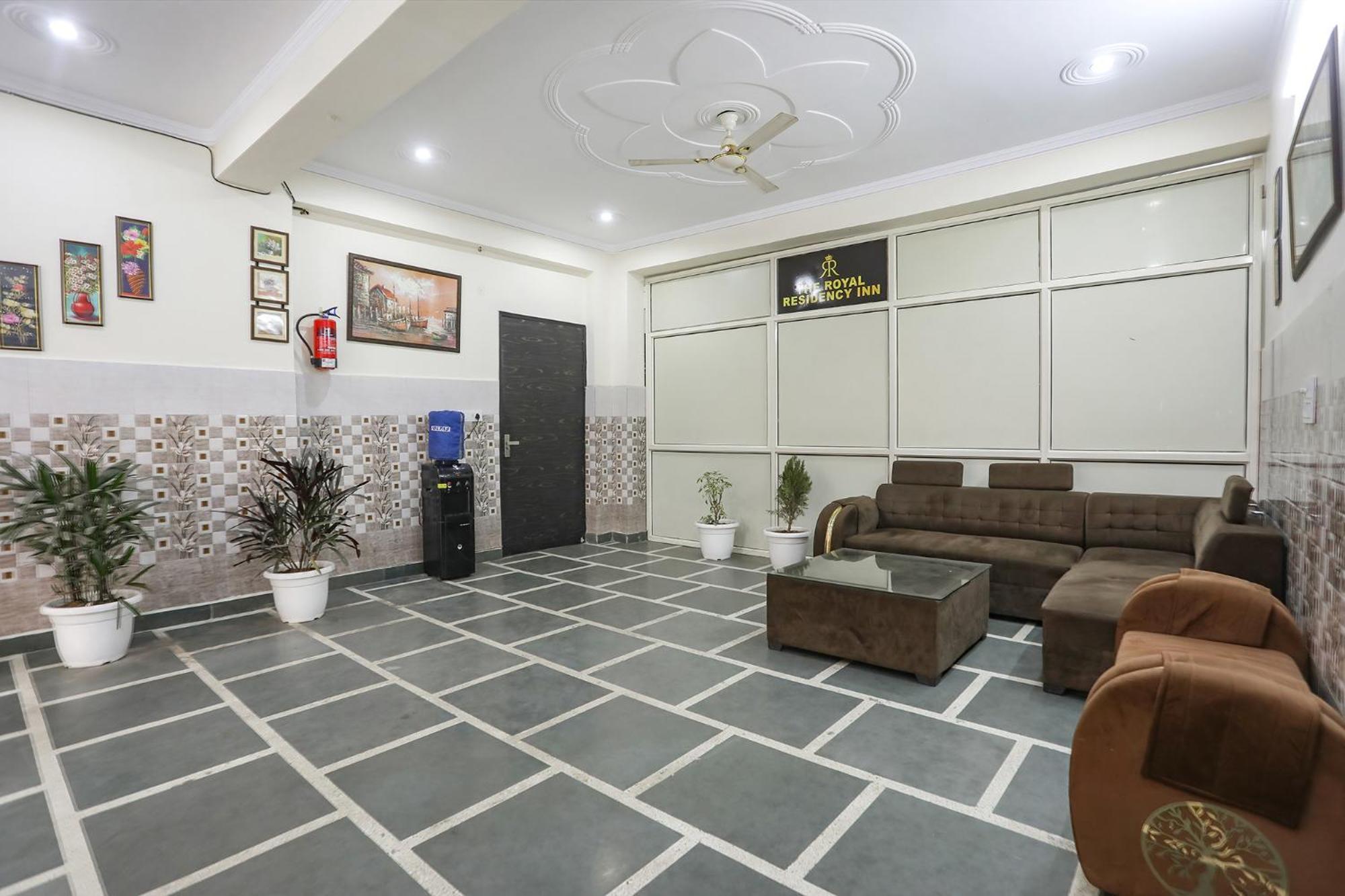 Fabexpress Asp Royal Residency Inn- Janakpuri Delhi  Exterior foto